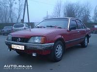 Opel Rekord 2.0 1985-67293652f.jpg